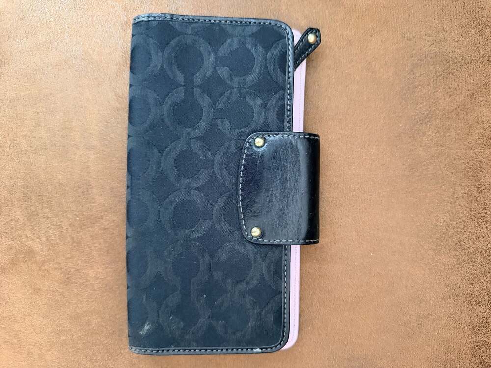 Coach Madison Op Art Slim Envelope Wallet Black Jacquard and Pink Leather - Picture 3 of 8